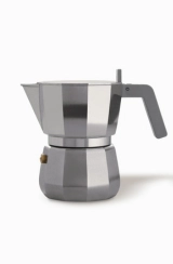 Illy Lovers: in regalo come premio certo set di tazzine, caffettiere, travel mug, cucchiaini e buoni 8 caffettiera 3 tazze moka alessi illy lovers premio certo