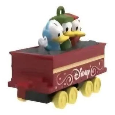 Vagone del trenino Disney Conad con Qui, Quo e Qua al finestrino
